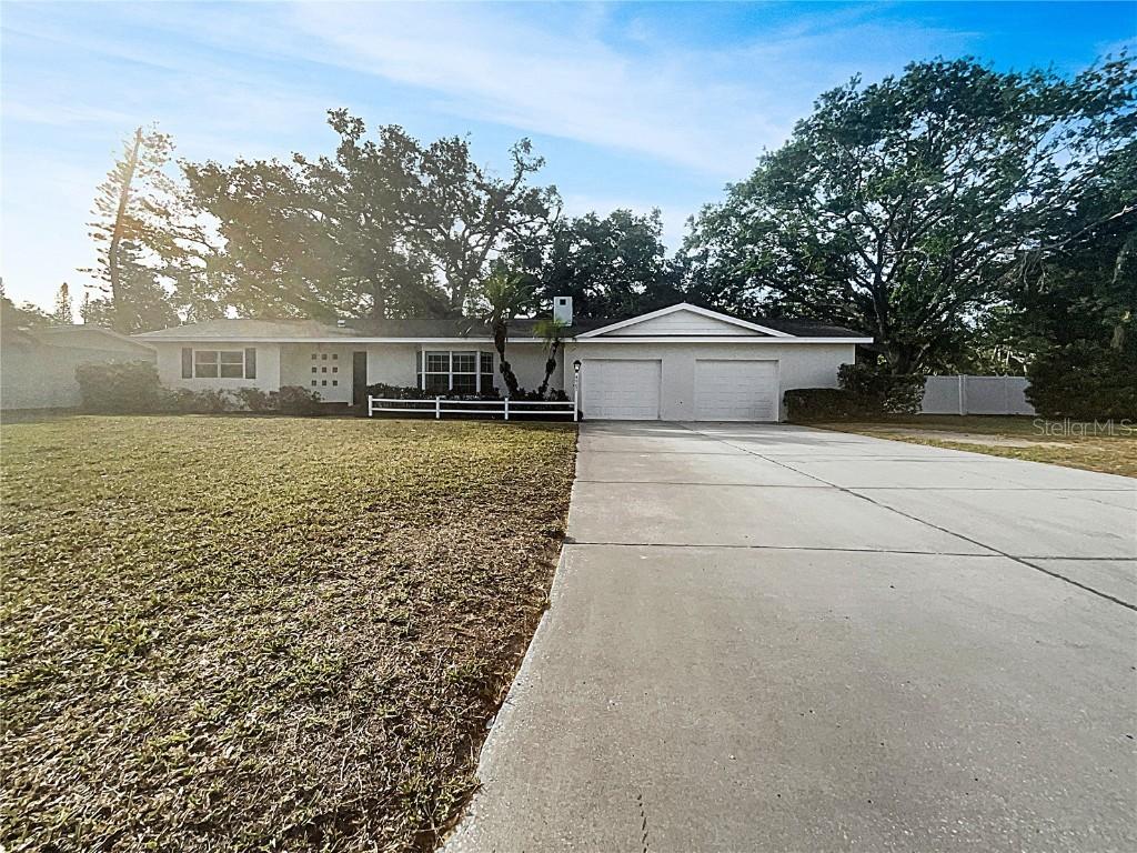 4907 29th Ave., Bradenton, FL 34209
