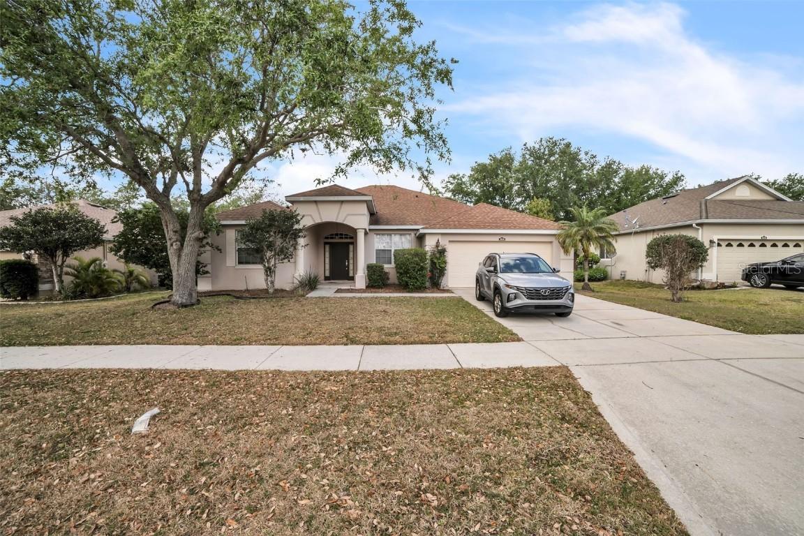 3840 Glenford Dr., Clermont, FL 34711