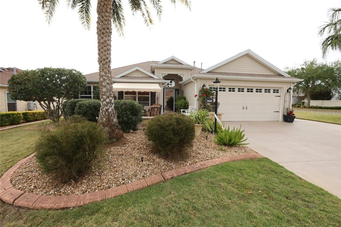 1669 Plum Branch Ter., The Villages, FL 32162