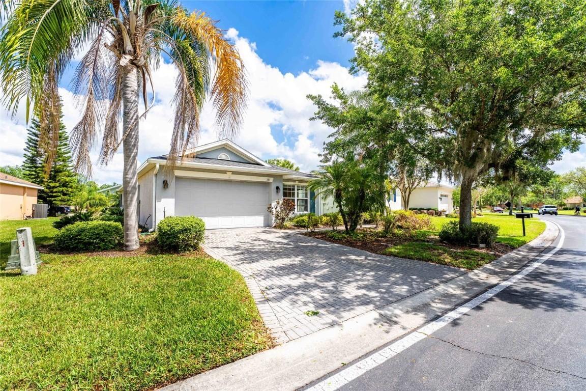 151 Bell Tower Xing, Kissimmee, FL 34759