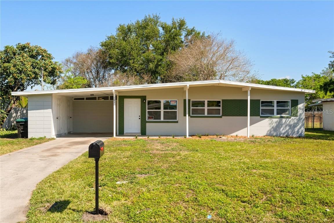 101 W Wallace St., Orlando, FL 32809