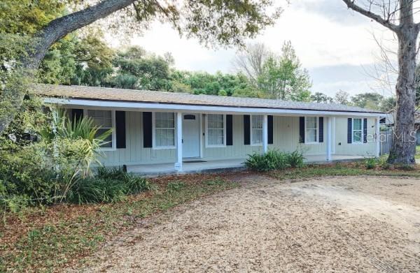 931 Dennis Ave., Orlando, FL 32807
