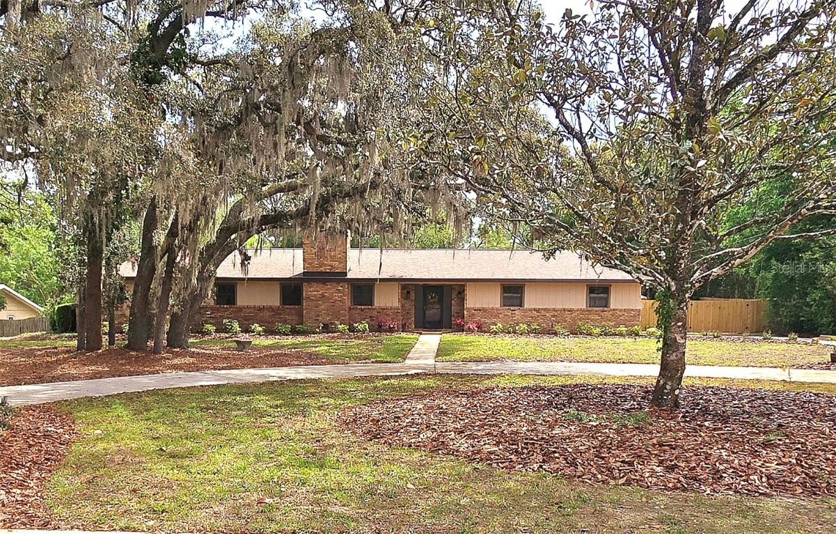 1212 Foxfire Dr., Apopka, FL 32712