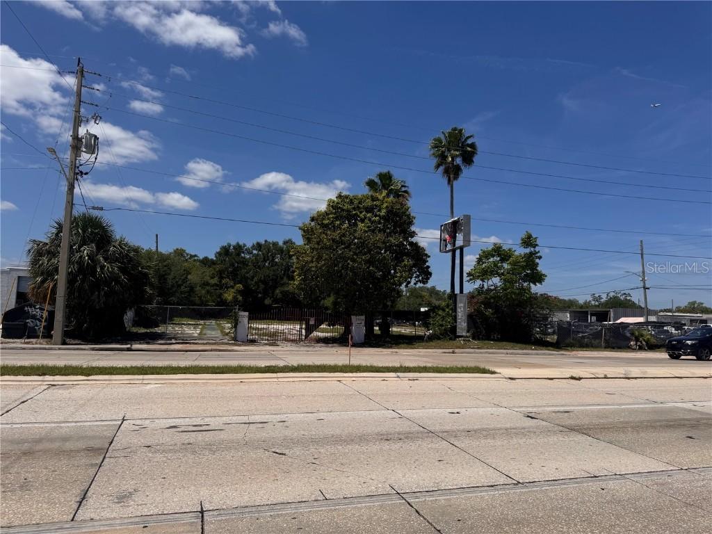 2904 S Orange Blossom Tr., Orlando, FL 32805
