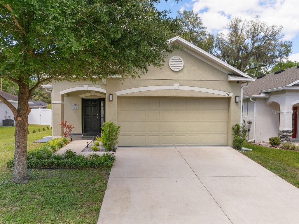 116 Hurst Ct., Deland, FL 32724