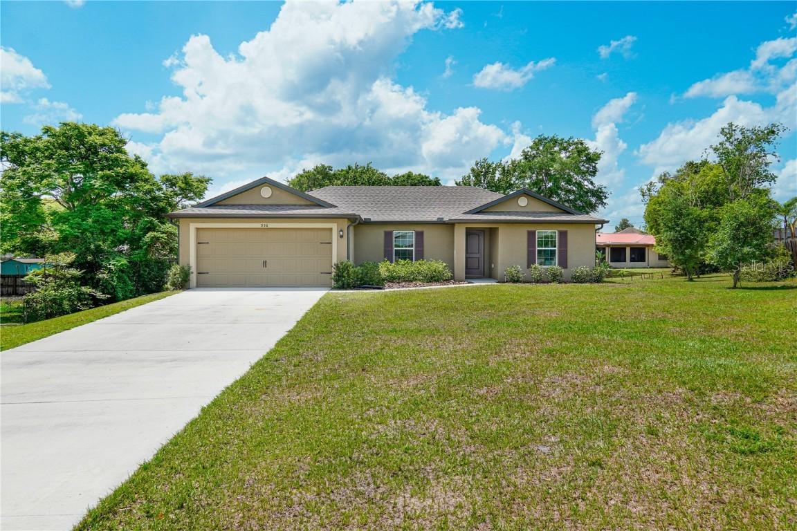 936 Dandridge Dr., Deltona, FL 32725