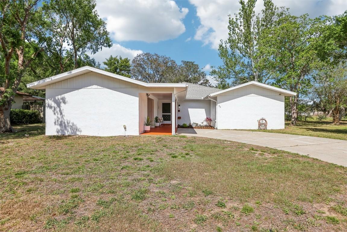 29 Sapphire Rd., Ocala, FL 34472