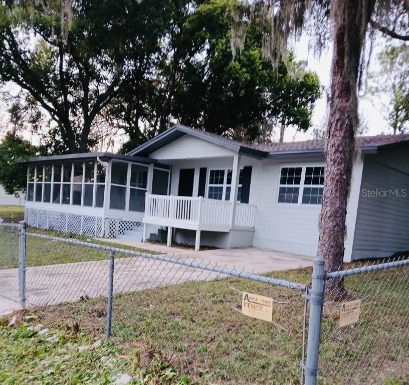 545 Brooks Ct., Polk City, FL 33868