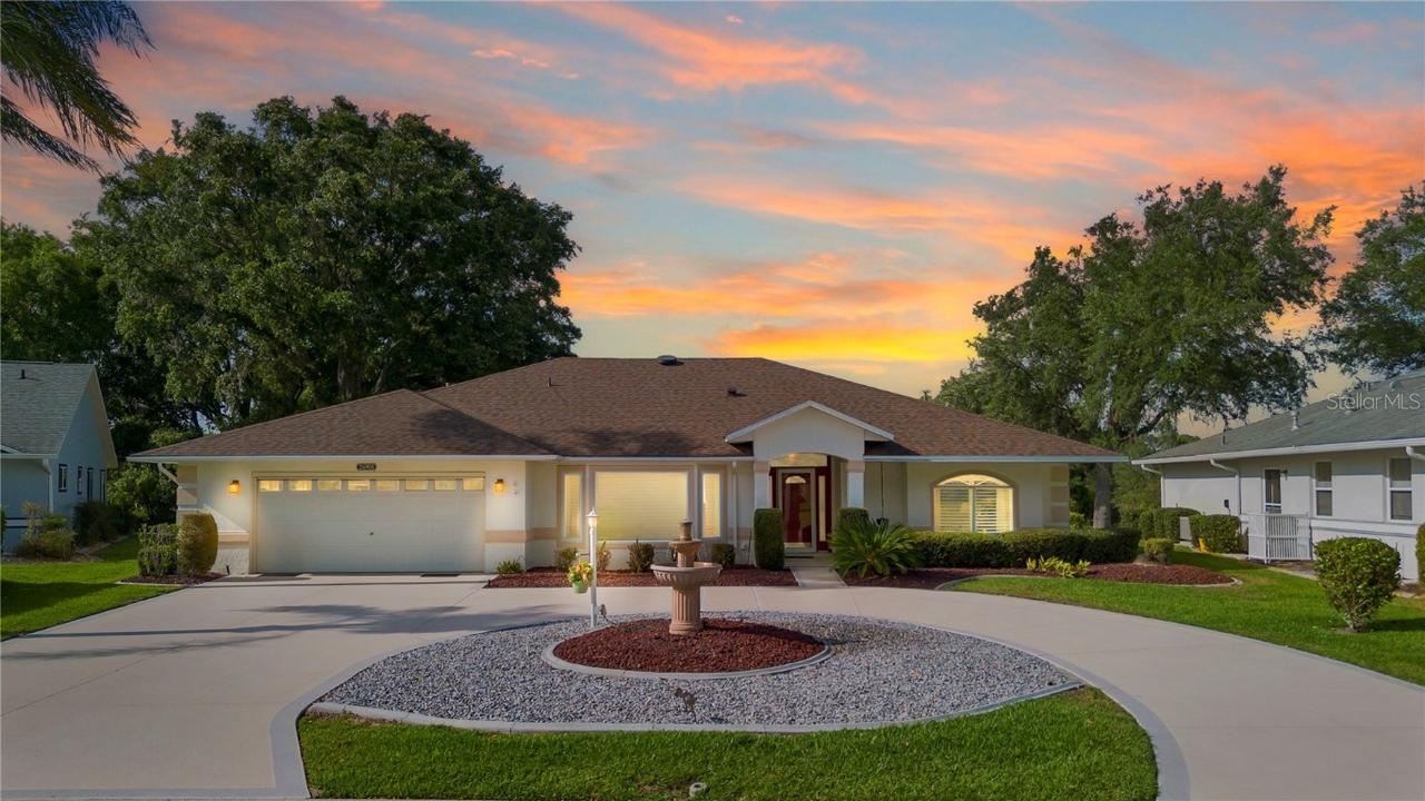 26901 Racquet Cir., Leesburg, FL 34748