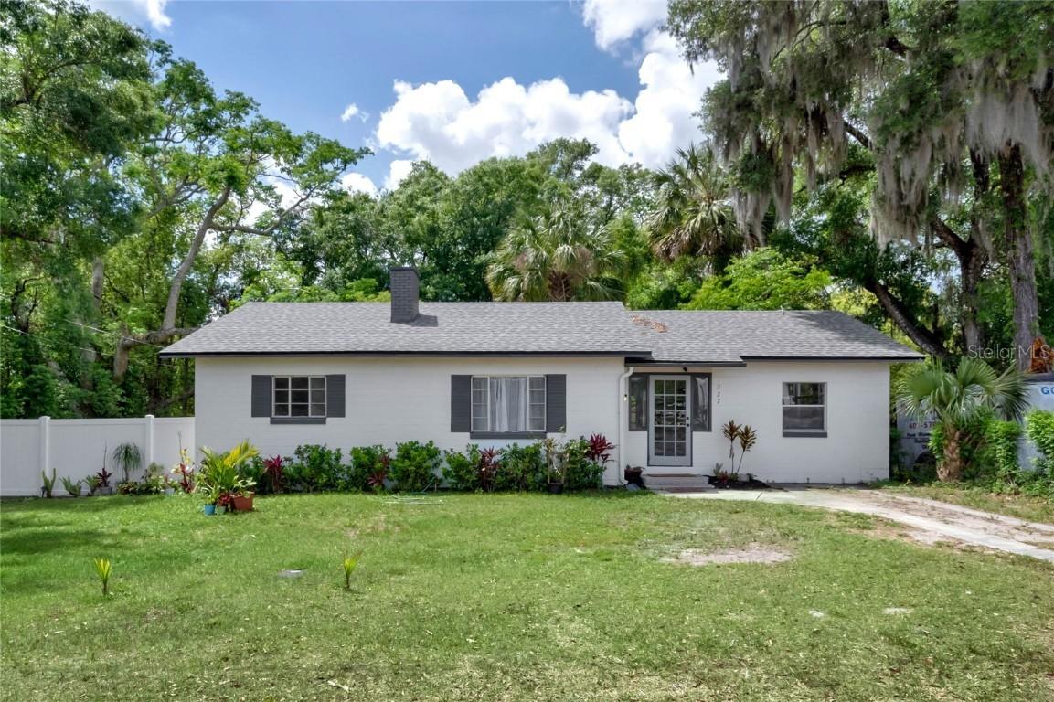 322 N Frankfort Ave., Deland, FL 32724