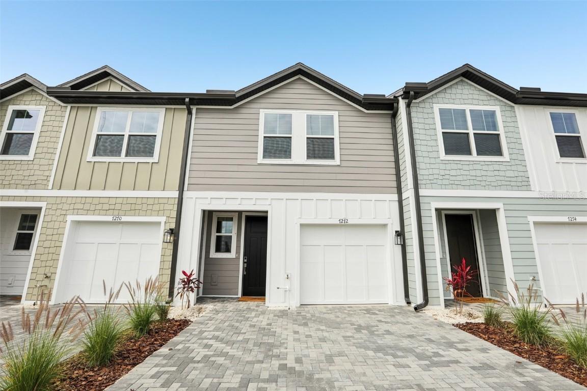7272 Deer Valley Circle, Tampa, FL 33635
