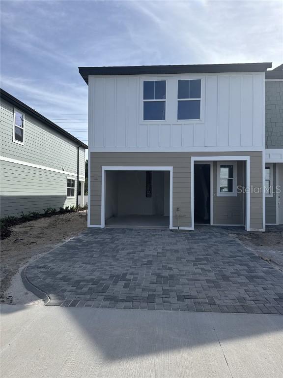 7284 Deer Valley Cir, Tampa, FL 33635