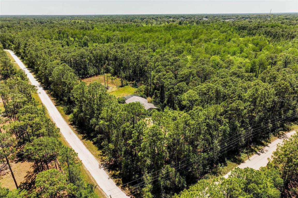 Stafford Tr., Geneva, FL 32732