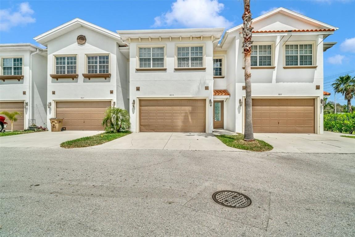 8614 Miramar Terrace Cir., Temple Terrace, FL 33637