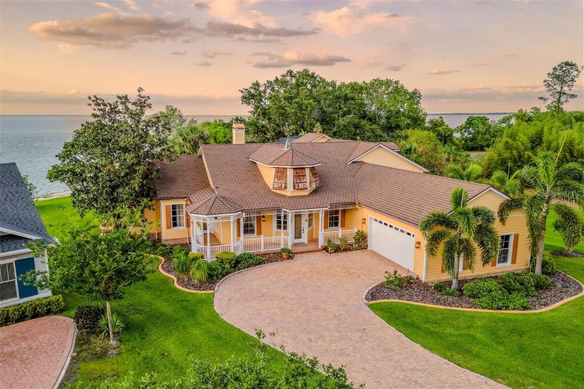 141 Millholland St., Oakland, FL 34760