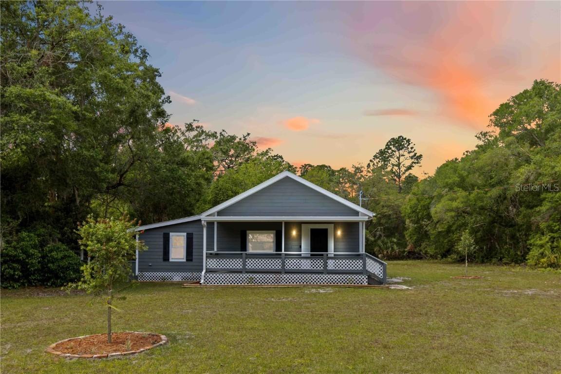 350 S Volusia Ave., Pierson, FL 32180