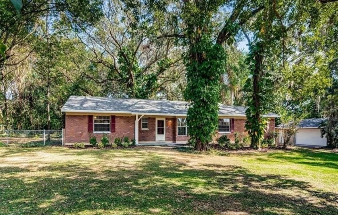 2902 Little Rd., Valrico, FL 33596