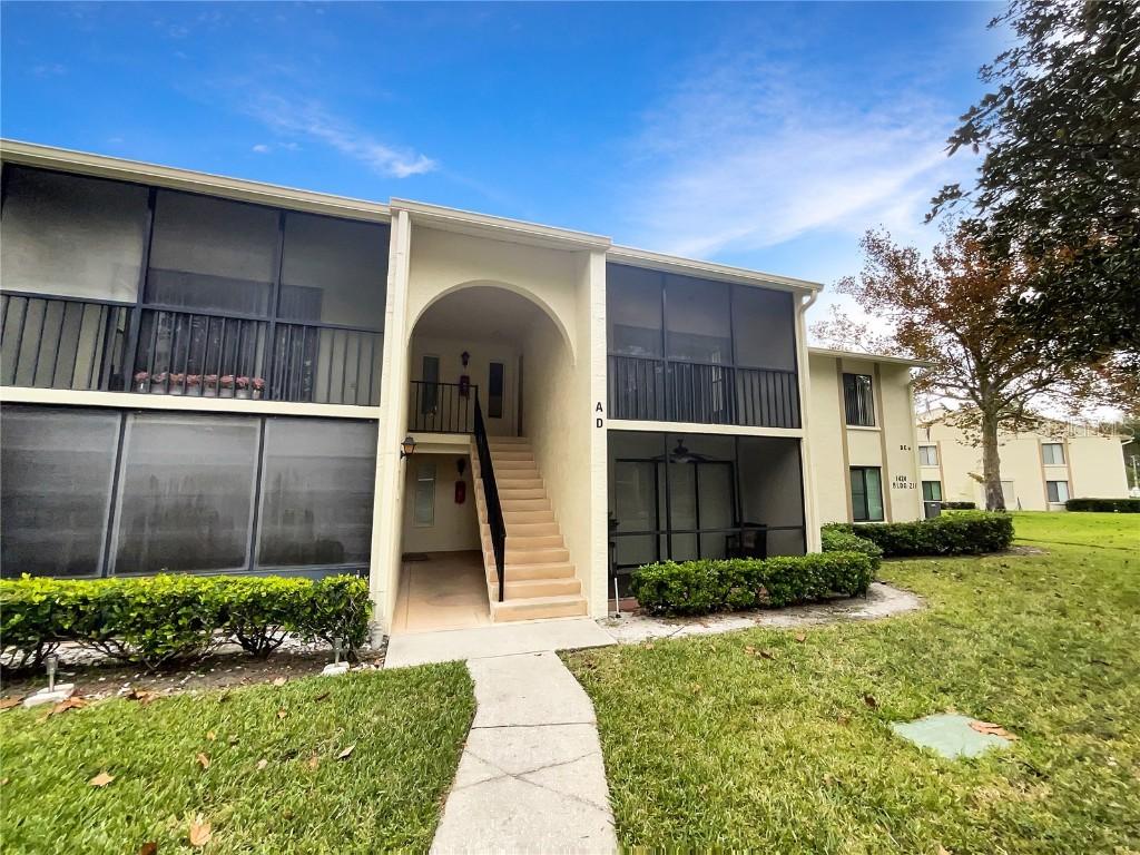 1424 Pine Glen Ln. #D2, Tarpon Springs, FL 34688