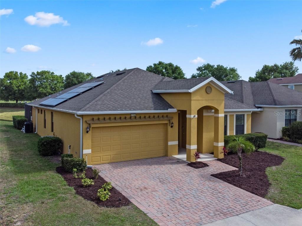2142 Victoria Dr., Davenport, FL 33837