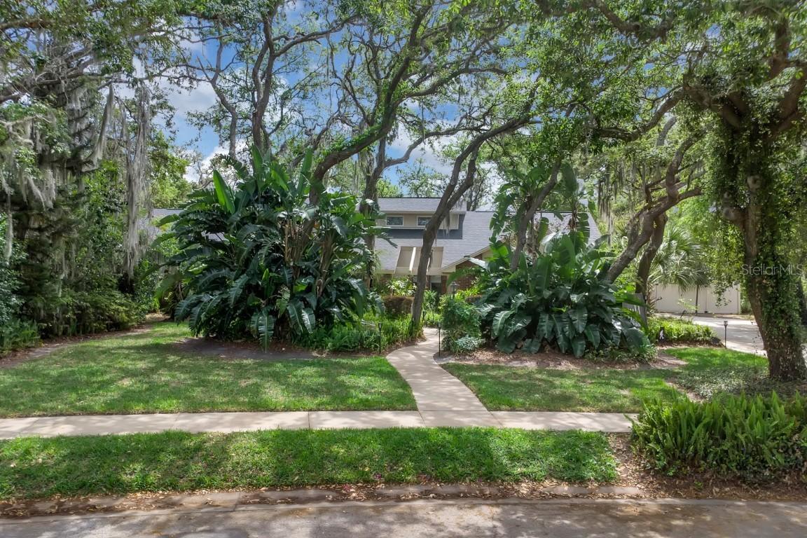 204 Green Lake Cir., Longwood, FL 32779
