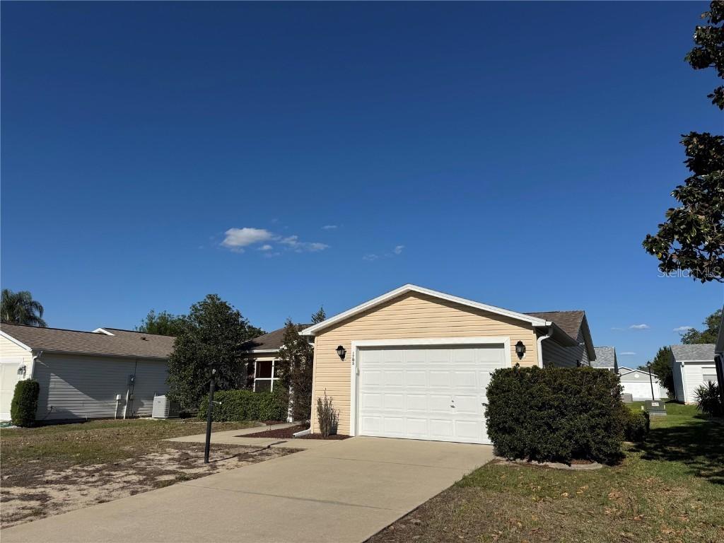1705 Betrillo Ct., The Villages, FL 32162
