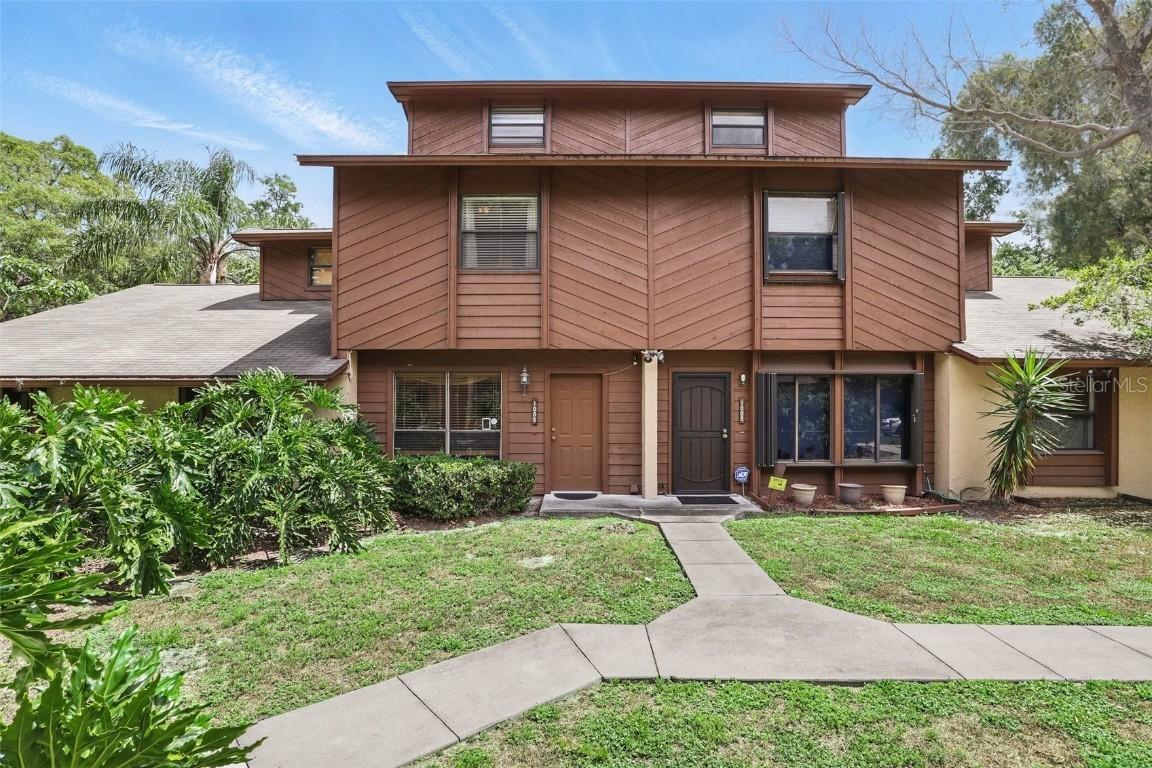1005 Love Ln. #25, Apopka, FL 32703
