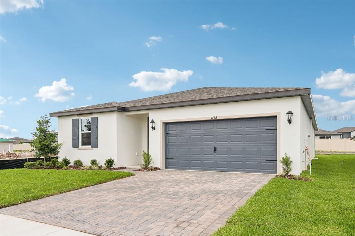 1752 Brekey Way, Zephyrhills, FL 33541