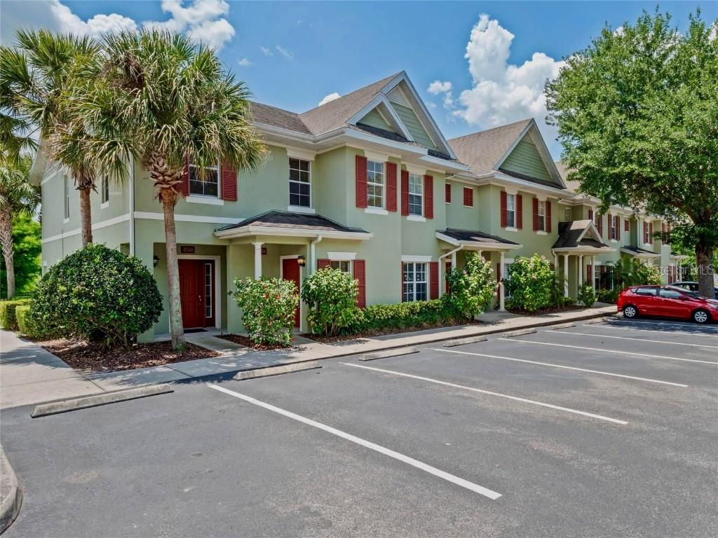 10154 Regent Square Dr. #201, Orlando, FL 32825