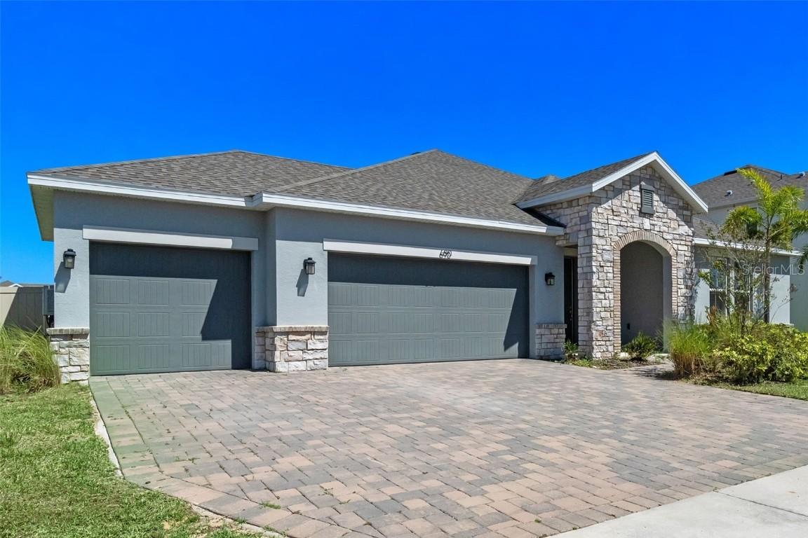 690 Blue Citrus Ln., Minneola, FL 34715
