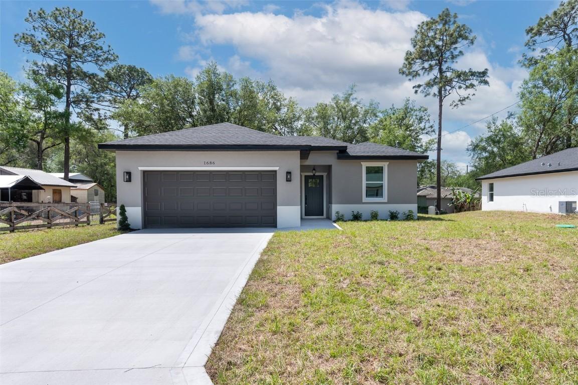 1686 17th St., Orange City, FL 32763