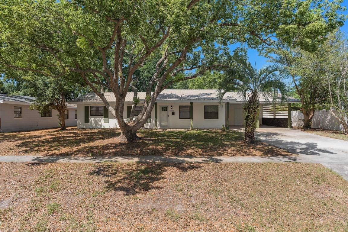 5326 Weirwood Ave., Orlando, FL 32810