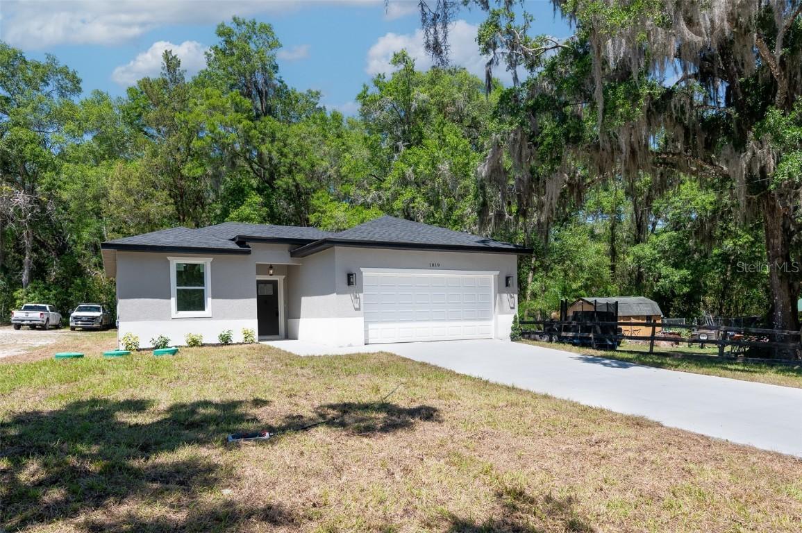 1819 Carr St., Deland, FL 32720