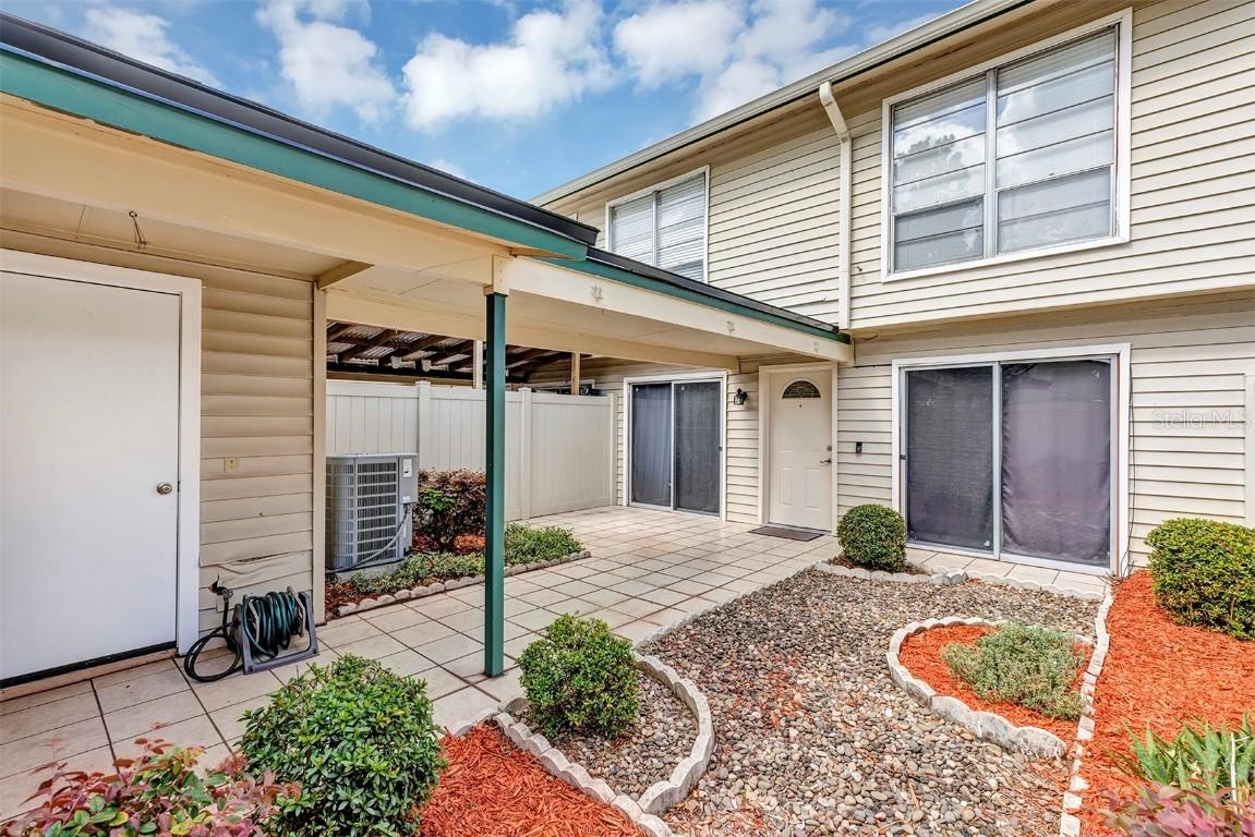1728 Townhall Ln., Orlando, FL 32807