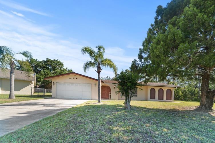 717 Wedge Ln., Kissimmee, FL 34759