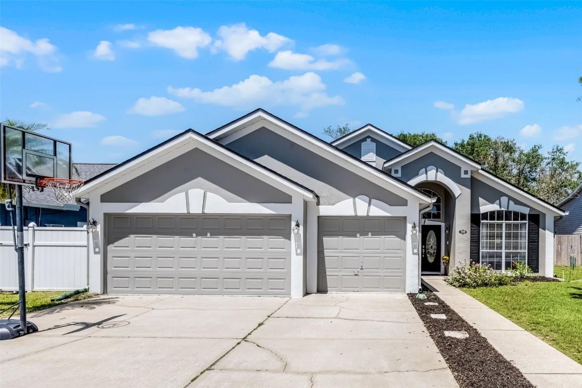 1008 W Riviera Blvd., Oviedo, FL 32765
