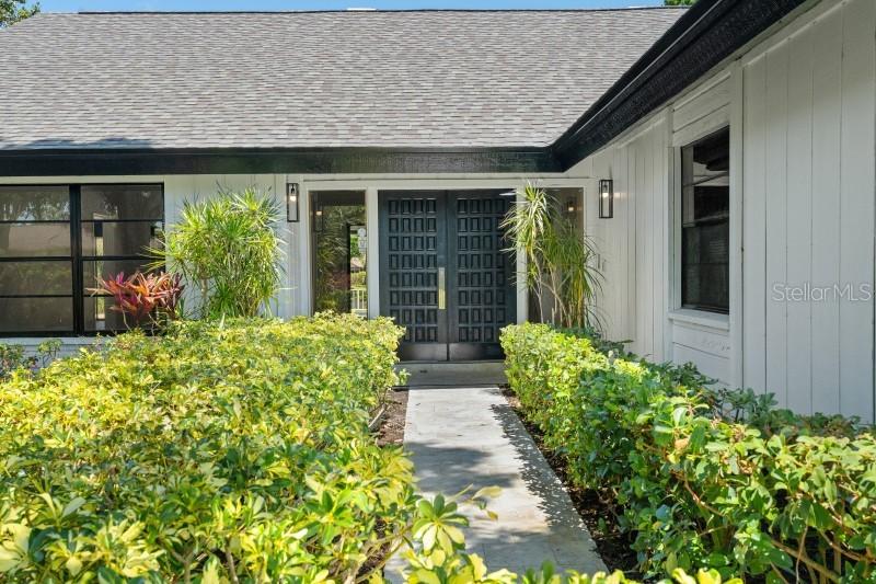 5474 Dominica Cir., Sarasota, FL 34233
