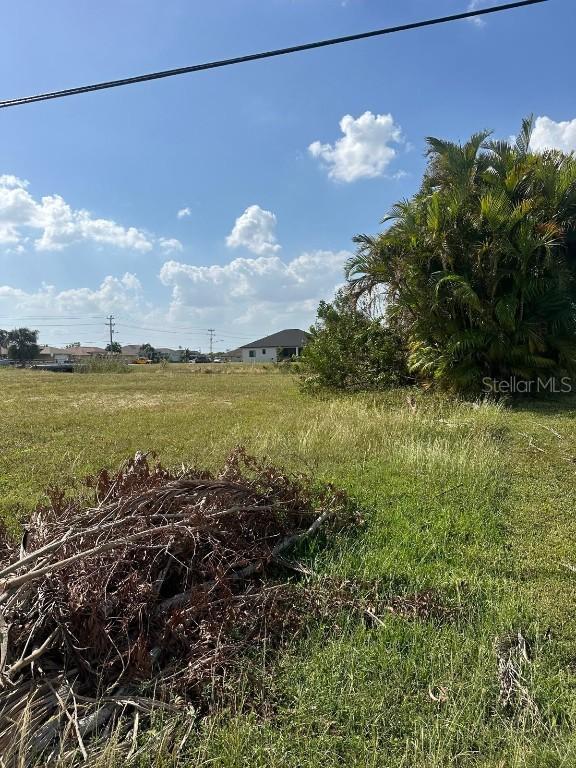 1528 SW 4th Ct., Cape Coral, FL 33991