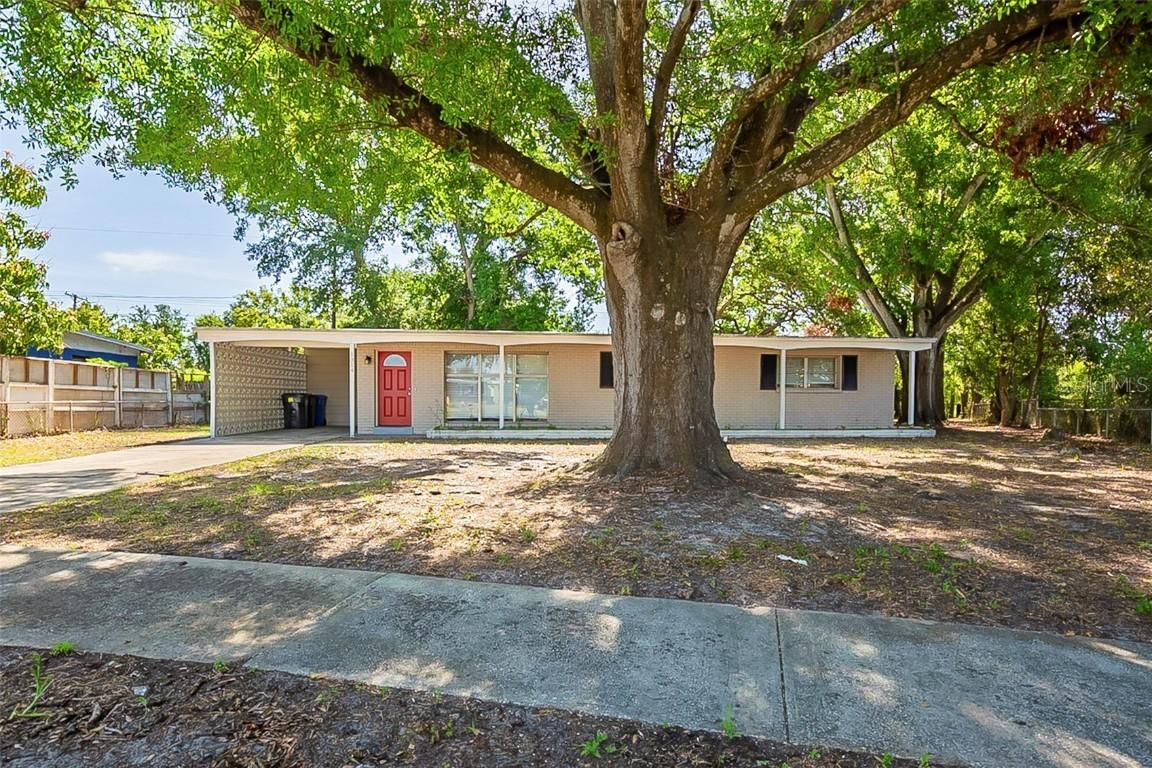 1314 Larsen Ln., Tampa, FL 33619