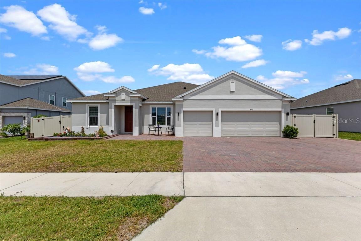 5981 Sierra Crown St., Mount Dora, FL 32757