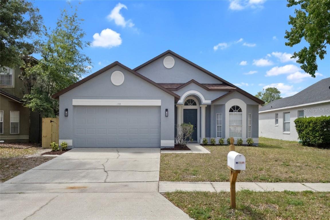 138 Lancer Oak Dr., Apopka, FL 32712