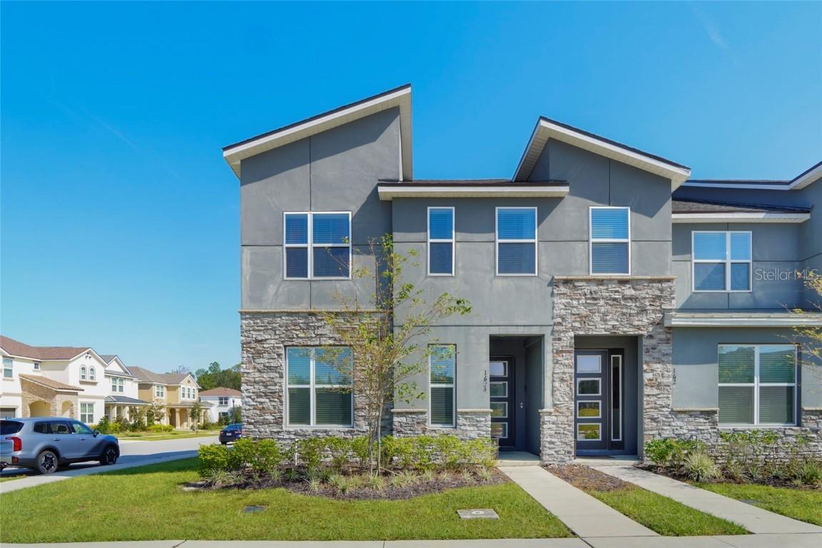 1624 Tropical Palms Cir., Kissimmee, FL 34747