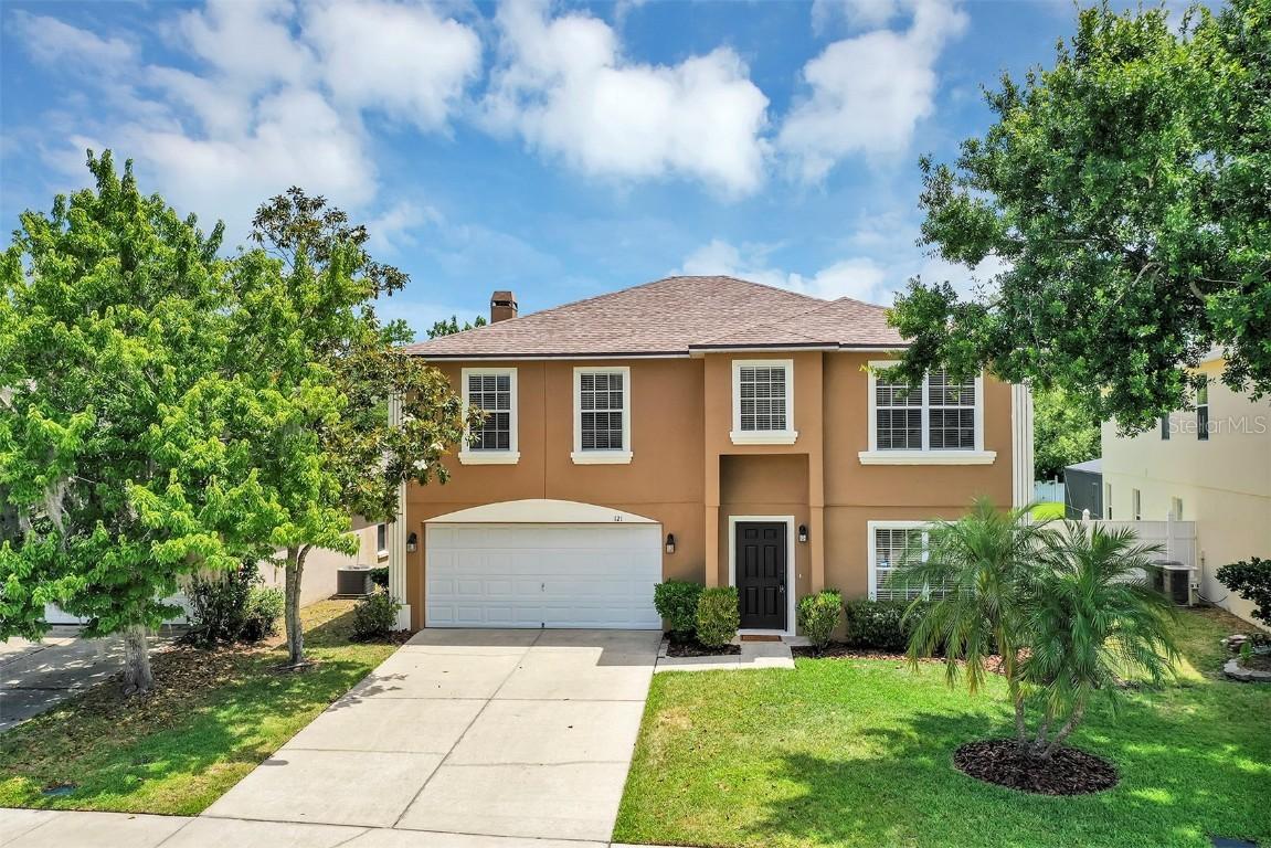 121 Walnut Crest Run, Sanford, FL 32771