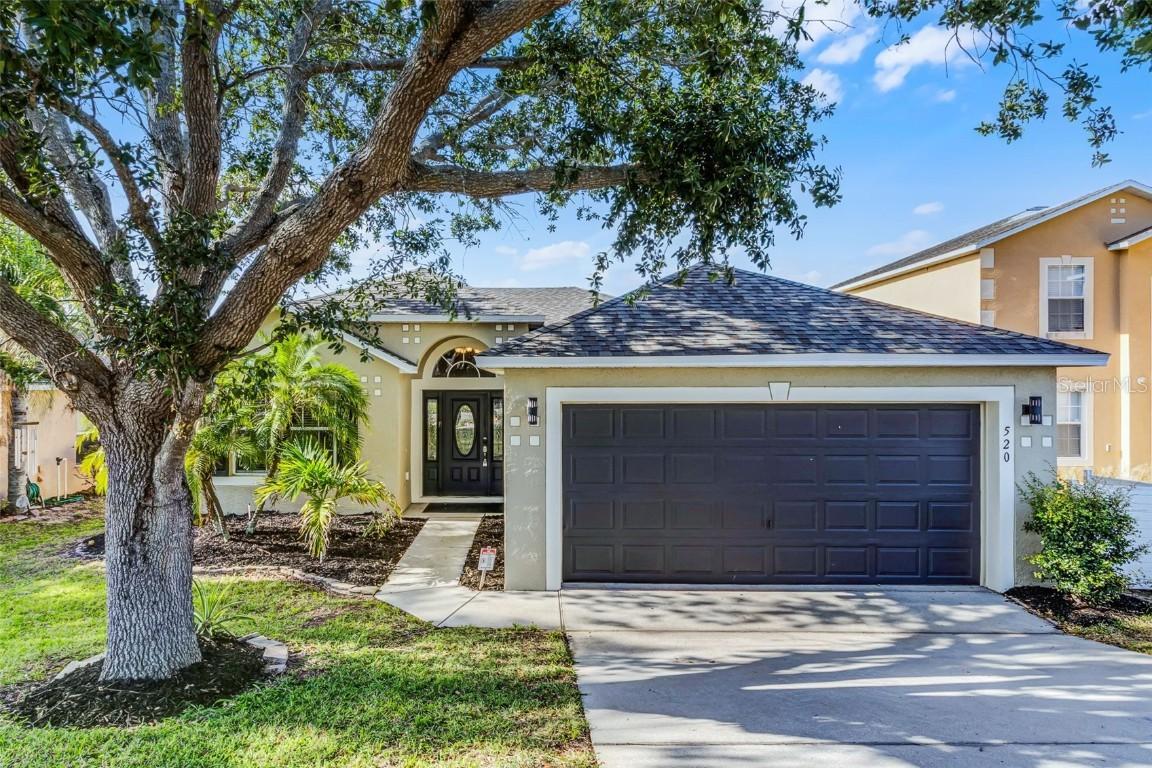 520 Ridges Dr., Dundee, FL 33838