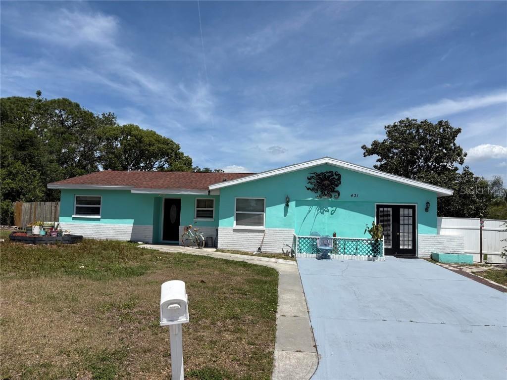431 David Ct., Palm Harbor, FL 34684