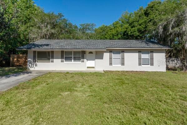 1296 Cedar Ave Ave., Tavares, FL 32778