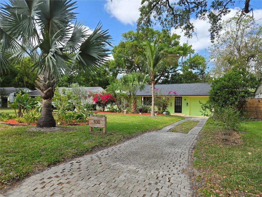 930 Garden Plz., Orlando, FL 32803