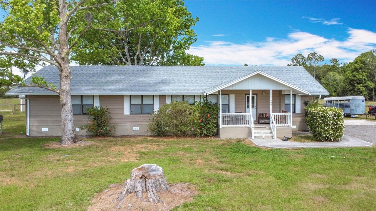 900 Moonlight Ct., St Cloud, FL 34771