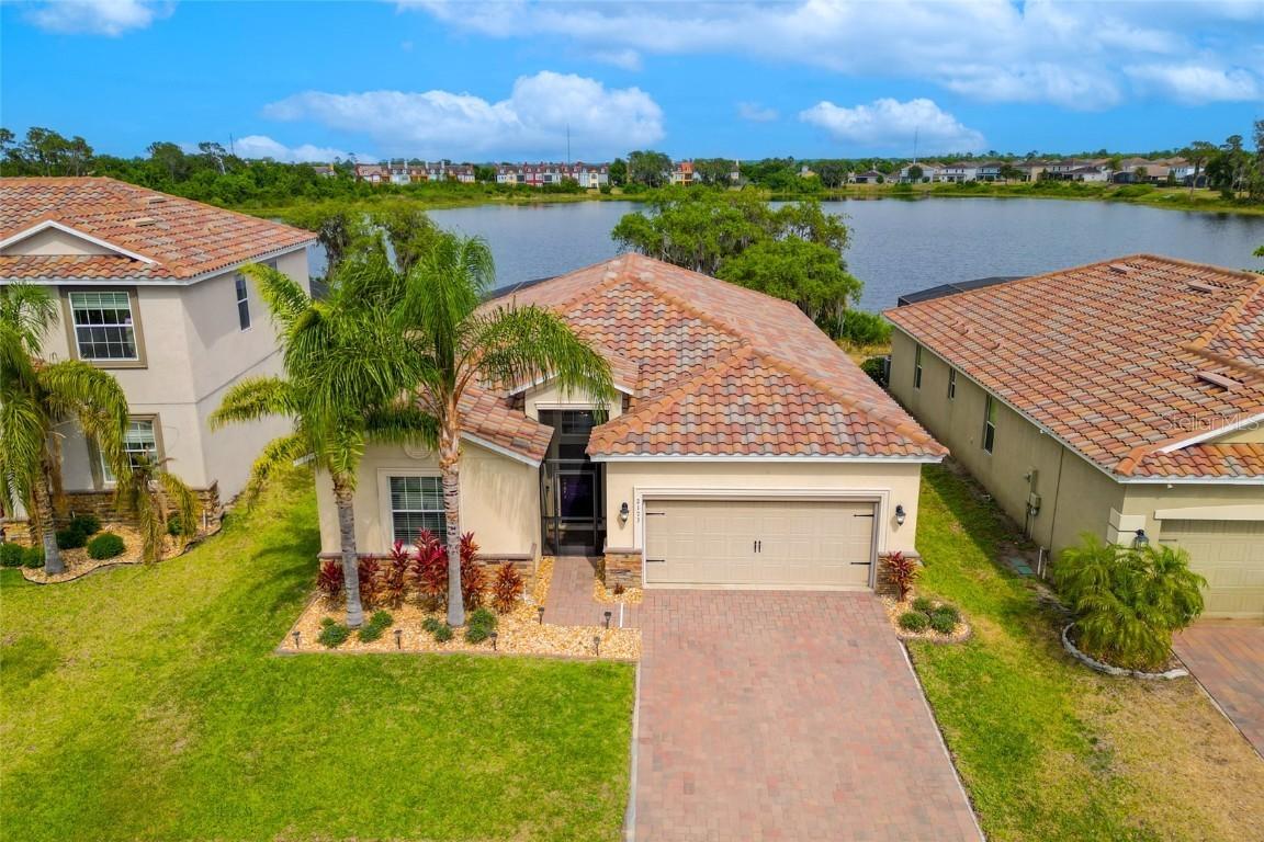 2173 Lake Side Ave., Davenport, FL 33837