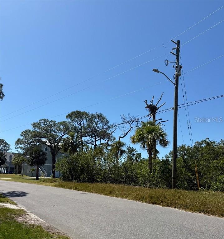 Sea Breeze Dr., Tarpon Springs, FL 34689