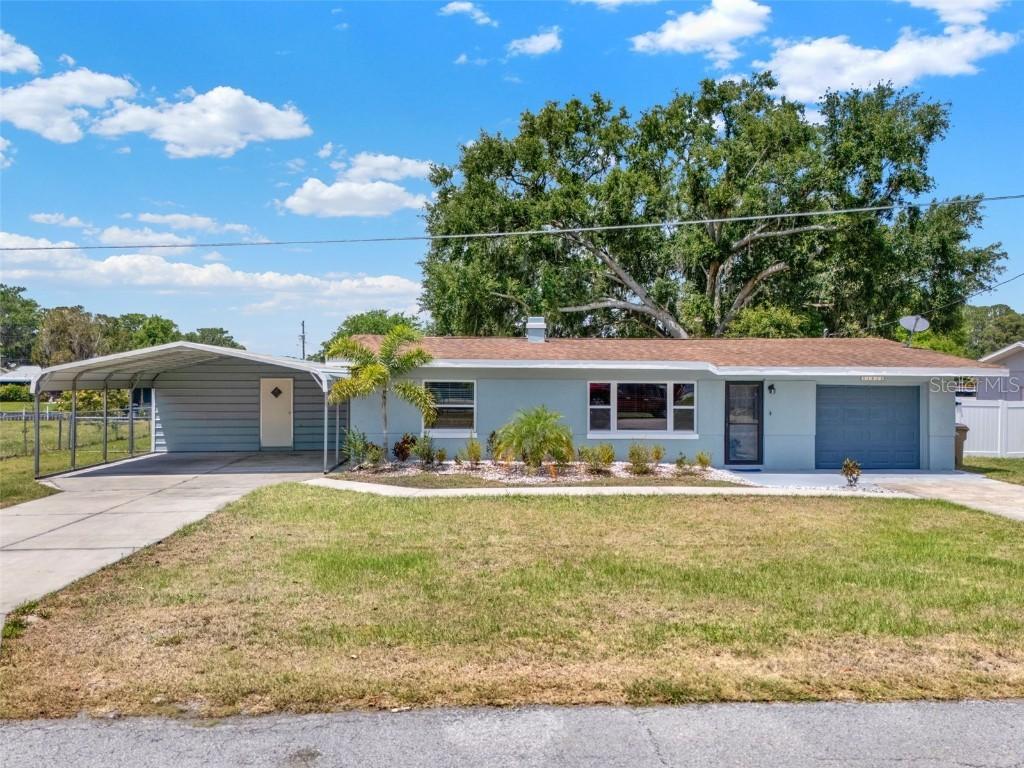 31838 Tropical Shores Dr., Tavares, FL 32778